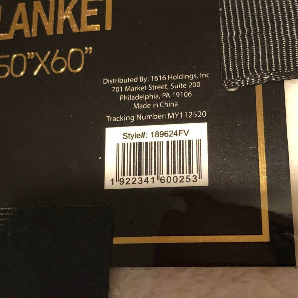 Unbranded Super Soft Plush Blanket Off White Cream Size 50" X 60" - Picture 4 of 4